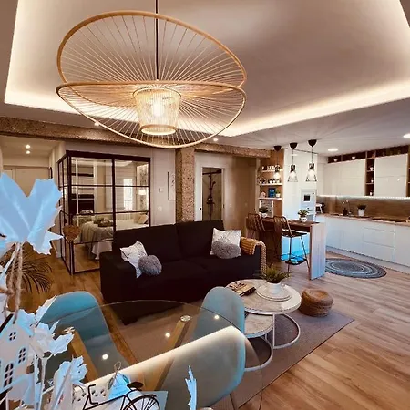 Apartamento El Capricho Del Arco_apartamentos Catedral Burgos